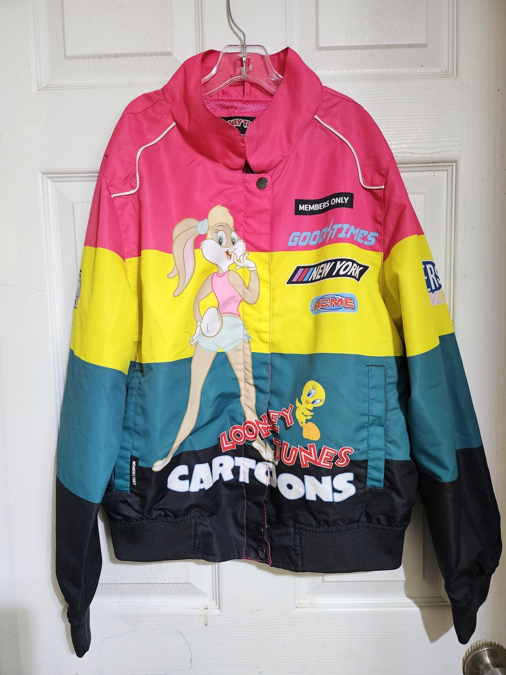MEMBERS ONLY X LOONEY TUNES  LOLA BUNNY & TWEETY BIRD MULTI JACKET SIZE M